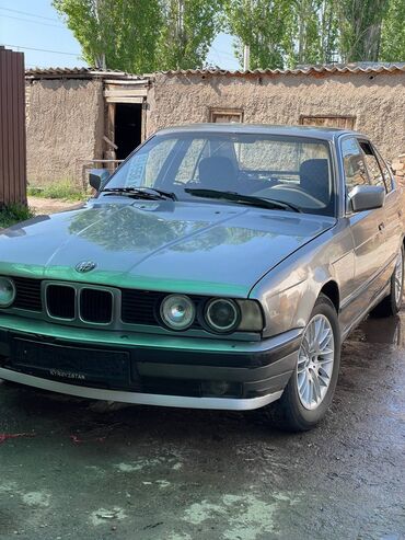 бмв 1990: BMW 525: 1990 г., 2.5 л, Механика, Бензин, Седан