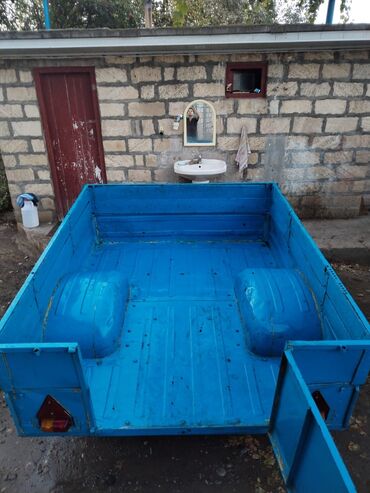 Qoşqular: İl:1989 vəziyyəti:az işlənmiş gündəlik işlərdə yaxşıdır 700 kg ya — 1