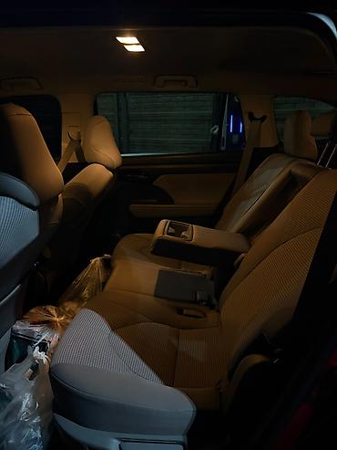 Toyota: Toyota Highlander: 2020 г., 3.5 л, Автомат, Бензин, Кроссовер — 10