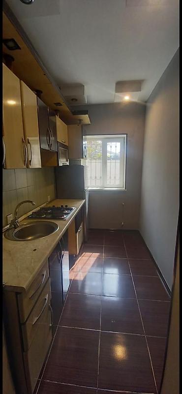 qurtulus 93 evler: 450 azn kirayə ev, Iki mertebedi 1 ci mertebesi verilir. Sebail 20 ci — 5