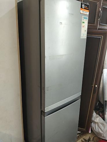 agilli soyuducu: Hotpoint iki qapılı soyuducu, alt kamera dondurucu. Xüsusiyyətlər: - — 4