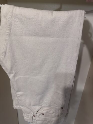 debli kisi geyimleri: Cins şalvar, Bershka, XL (EU 42)