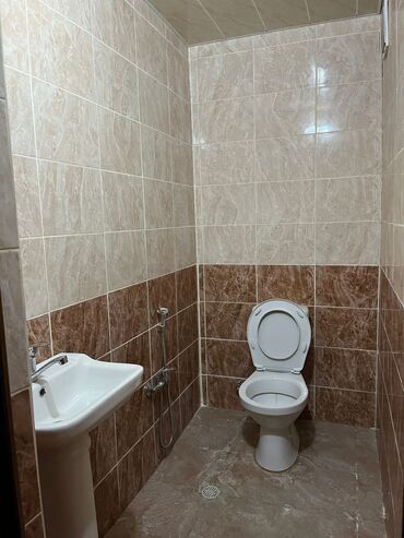 Uzunmüddətli kirayə mənzillər: St/Sumqayıtda (Qazilər şəhərciyi) 9/7 ci mər-də 3 otaqlı əşyasiz ev -da lalafo.az — 8 Uzunmüddətli kirayə mənzillər: St/Sumqayıtda (Qazilər şəhərciyi) 9/7 ci mər-də 3 otaqlı əşyasiz ev — 8