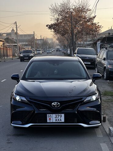 Toyota: Toyota Camry: 2021 г., 2.5 л, Автомат, Бензин, Седан — 2