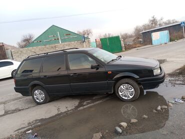 Volkswagen: Volkswagen Passat: 1990 г., 1.8 л, Механика, Бензин, Универсал