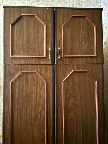 Dolablar: İşlənmiş, 4 qapılı Düz dolab, Qarderob, paltar dolabı — 3