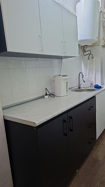 mebel 2 ci el: Metbex mebeli Yuxarida ashagida olan shkaflar ve moyka daxildi. Yaxshi — 1