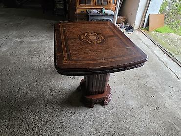 Stilske vitrine: Masivna drvena vitrina/sekretar u klasičnom stilu - Materijal: puno — 10