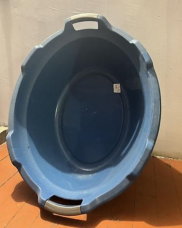 Baklar və çənlər: Mavi rəngli iri plastik leğən/çanaq - Material: qalın, davamlı — 1