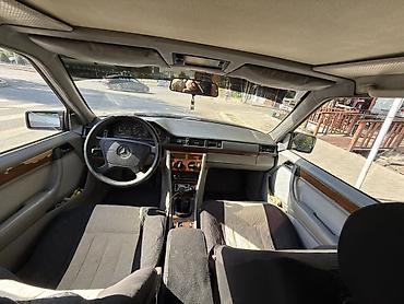 cl class: Mercedes-Benz W124: 1993 г., 2.2 л, Механика, Бензин, Седан — 9