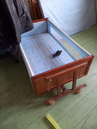 детская железная кроватка: Спальный гарнитур, Дерево, цвет - Коричневый at lalafo.kg детская железная кроватка: Спальный гарнитур, Дерево, цвет - Коричневый