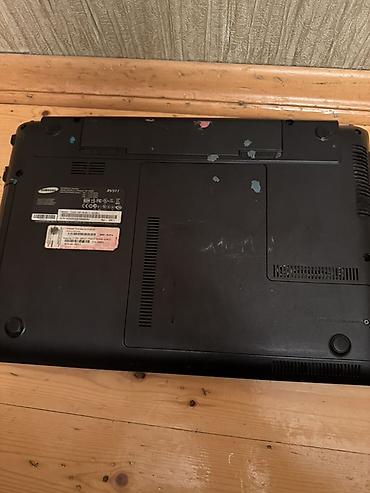 samsung mini notebook: İşlək vəziyyətdədir.real alıcıya endirim olacaq.adapteri yoxdur — 3