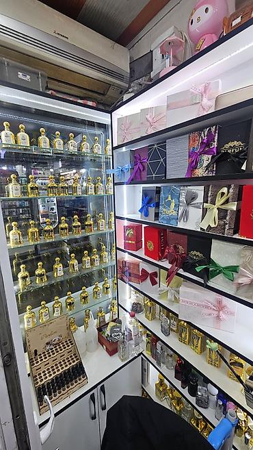 Gözəllik və sağlamlıq: Etir vitrini icareye verilir xezer ray bine qes merkez bazarin girisi — 1