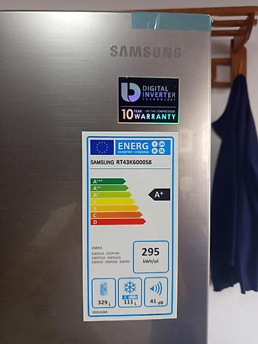 Soyuducular: İşlənmiş 2 qapılı Samsung Soyuducu Satılır, rəng - Boz, Təkərli — 3