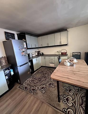 Долгосрочная аренда домов: 256 м², 9 комнат — 8