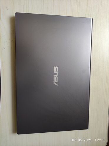 корпус компьютера: Ультрабук, Asus, 4 ГБ ОЗУ, Intel Core i3, 15.6 ", Б/у, Для несложных задач, память NVMe SSD