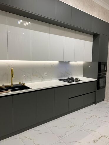 Кухонные гарнитуры: Современный кухонный гарнитур, разработанный для функциональности и — 13