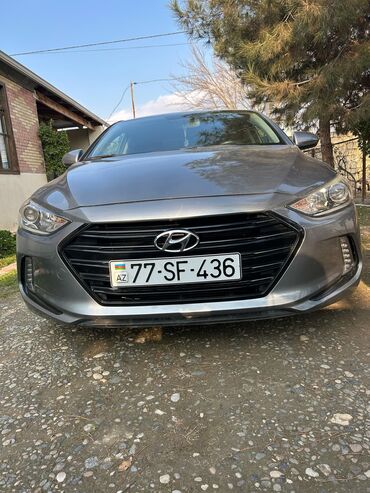 Продажа авто: Hyundai Elantra: 2 л | 2017 г. Седан