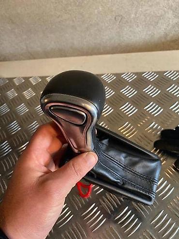 vrata golf 2: RUCICA MENJACA ZA AUDI A4, A4 ALLROAD, A5 . OD 2004. DO 2016. GOD — 2