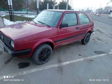 Транспорт: Volkswagen : 1989 г., 1.8 л, Механика, Бензин, Хэтчбэк