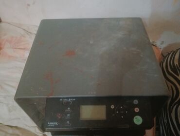 Masaüstü kompüterlər və iş stansiyaları: Yaxşı vəziyyətdədir bilmirəm nəce istədilər adapdiri yoxdur