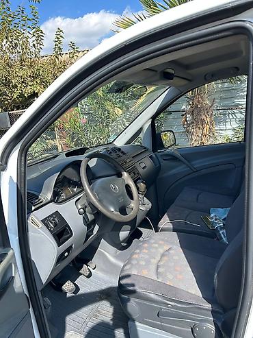 volkswagen tiguan 2 mano: Mercedes-Benz Vito: 2.1 l | 2009 il Van body type — 9