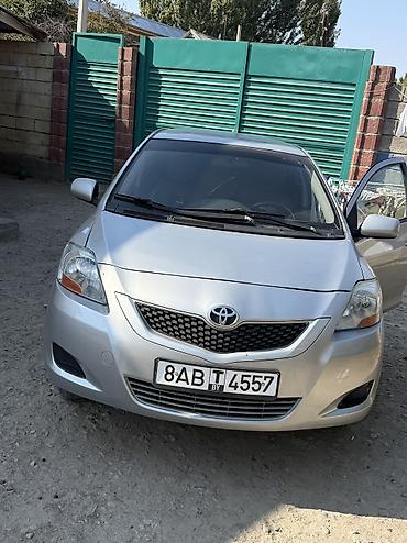shevrolet cobalt: Toyota Yaris: 2008 г., 1.5 л, Автомат, Бензин — 1
