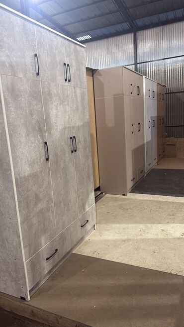 Шифоньеры: Шифоньеры — 23