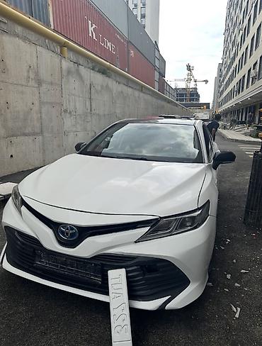 Услуги: Сдаю Toyota Camry, Почасово, Без водителя — 3