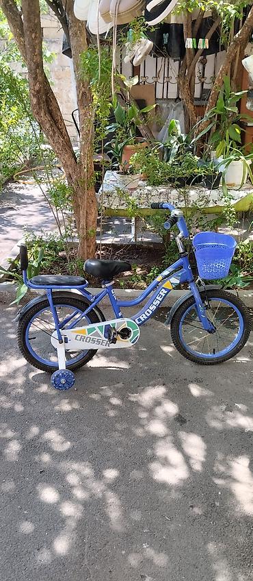 Velosipedlər: Uşaq velosipedi – Crosser markası, mavi rəng. Xüsusiyyətlər: - — 1
