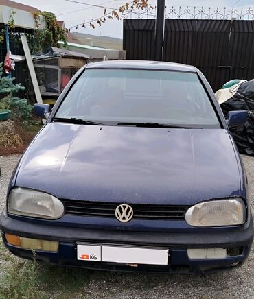 машина джетта: Volkswagen Golf: 1992 г., 1.8 л, Механика, Бензин, Хетчбек