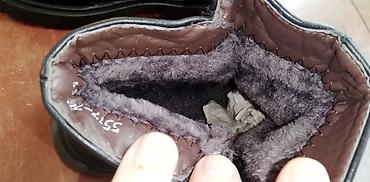 Gležnjače: Čizme ženske br. 41 – NOVO! - Model: kratke zimske čizme, crne boje - — 2