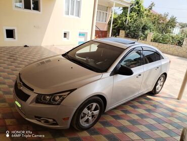 Mercedes-Benz: Mercedes-Benz : 1.4 l | 2011 il Sedan
