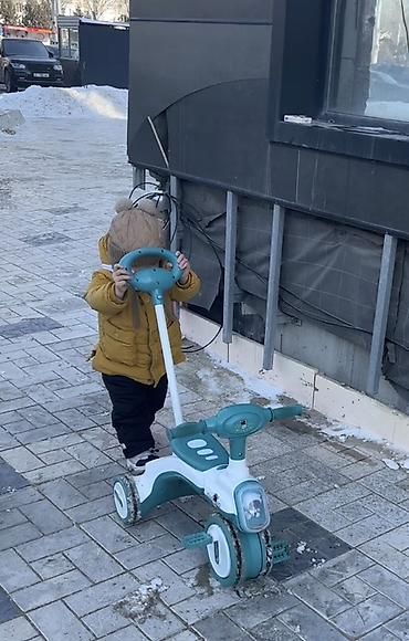 Детский трехколесный беговел-каталка с ручкой для родителей - at lalafo.kg Детский трехколесный беговел-каталка с ручкой для родителей -