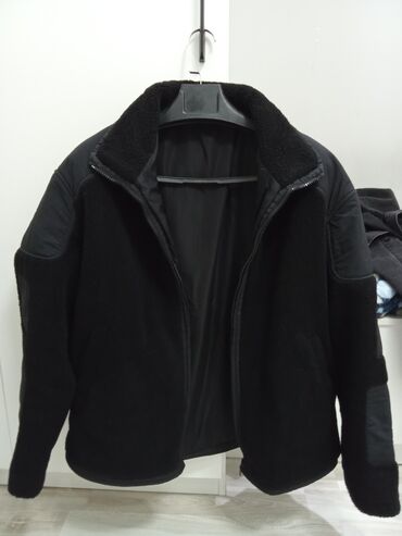 полузамок мужской: Продам Тэдди куртку и свитер полузамок в отличном состоянии без