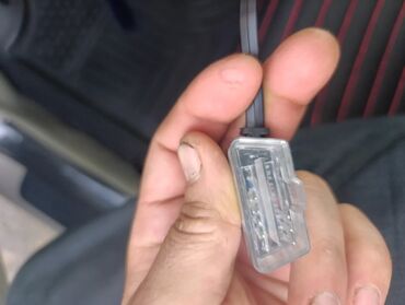 Digər avtoelektronika: Avtomobil üçün OBD-II HUD proyektor - OBD-II qoşulma modulu və şüşəyə