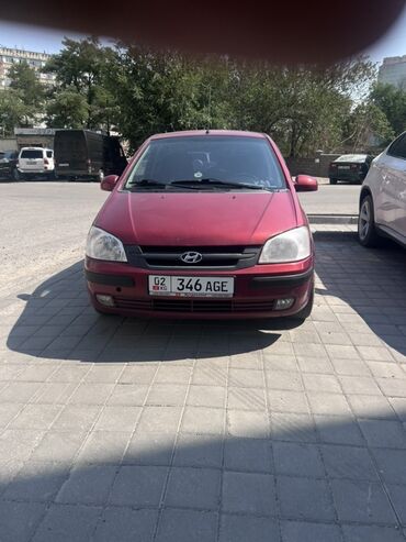 какие машины входят в комфорт яндекс такси в бишкеке: Автомобиль Hyundai Getz красного цвета, компактный хэтчбек