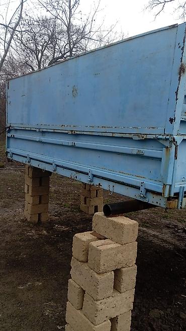 niva arxa: Məhsul: Yük maşını üçün metal kuzov (sökülmüş vəziyyətdə) Təsvir: - — 4