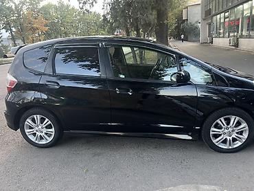 фит 3: Honda Fit: 2010 г., 1.5 л, Автомат, Бензин, Хэтчбэк — 10