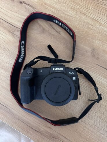 фотоаппарат зеркальный: ❗️Продаю камеру Canon EOS RP (полный кадр) + переходник CANON RF