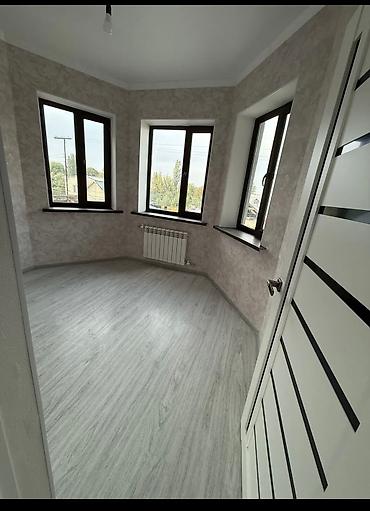 Долгосрочная аренда домов: 270 м², 7 комнат — 6