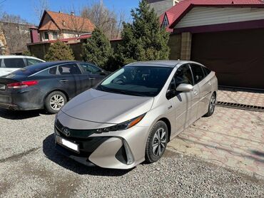 тайото приус: Toyota Prius Prime 2018 год. Пробег 88000 км оригинал. Зарядное