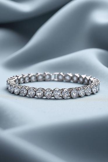 Серебряные наборы украшений: Муассанит в розницу и оптом. Ювелирные изделия с сияющими вставками — 4