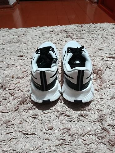 reebok zig: Мужские кроссовки, 41, Reebok, Новый, цвет - Белый, Платная доставка — 1