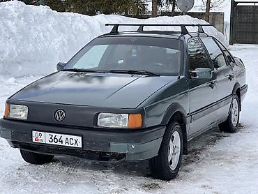 Volkswagen: Volkswagen Passat: 1988 г., 1.8 л, Механика, Бензин, Седан — 3