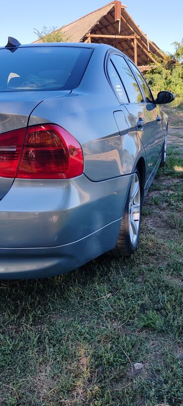 BMW: BMW 3 series: 1.9 l | 2005 г. Limuzina na lalafo.rs — 8 BMW: BMW 3 series: 1.9 l | 2005 г. Limuzina — 8