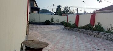 Həyət evləri və villaların satışı: Satılır: həyət evi - Tikili: 1 mərtəbəli fərdi yaşayış evi, qırmızı — 3