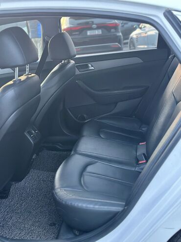Hyundai: Hyundai Sonata: 2019 г., 2 л, Автомат, Газ — 11