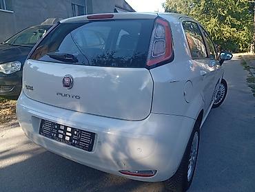 camac za prihranu ribe: Fiat Punto 5 vrata – bele boje Karoserija i spoljašnjost: - Hečbek sa — 4
