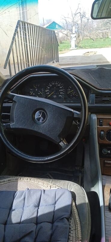 Продажа авто: Mercedes-Benz W124: 1989 г., 2.3 л, Механика, Бензин, Седан